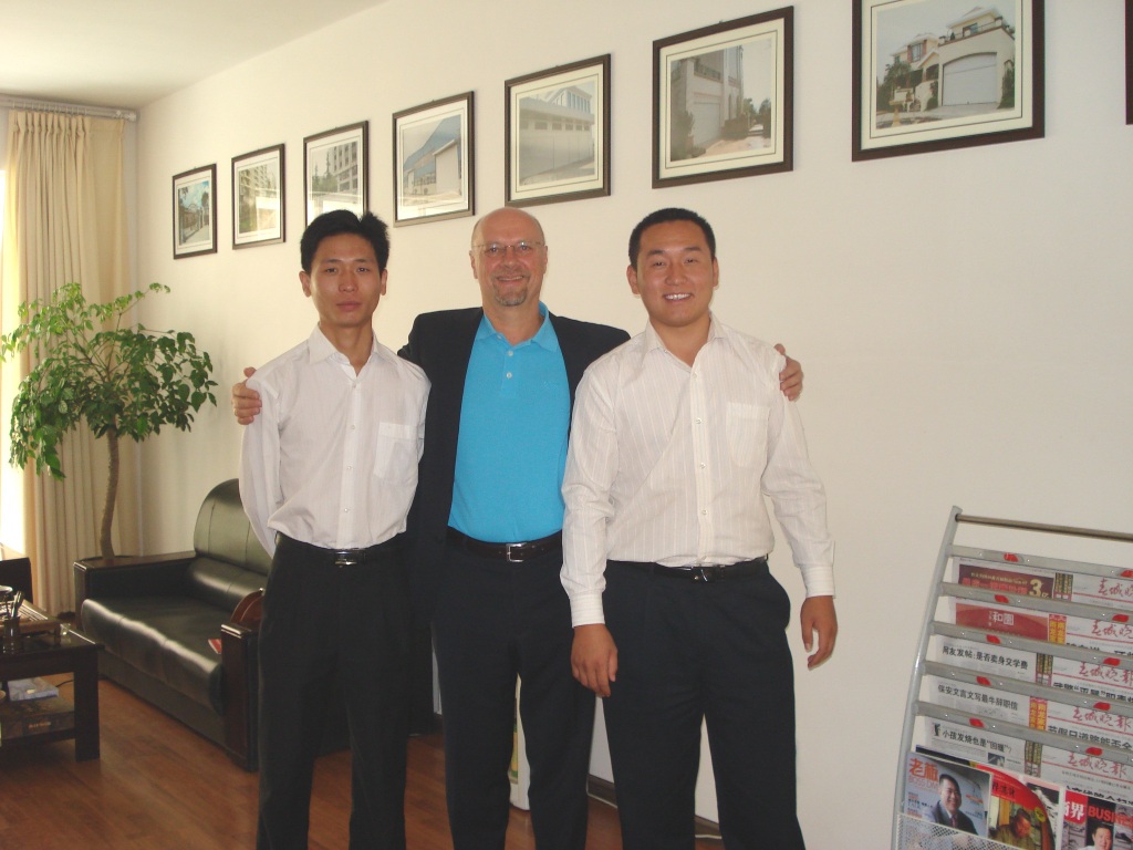 SOMMER����(gu��)��������˾���õ��L(f��ng)��˾
�컯�h����(j��ng)��gӭ���I(l��ng)��(d��o)Gerd Schaaf ����һ�Ё�(l��i)���������߲��������p���M(j��n)�����H���Ѻõĕ�(hu��)Մ����(hu��)Մ�Y(ji��)�������컯�h����(j��ng)����ͬ��(gu��)����һ�����[�˸�ԭ���� ? �����